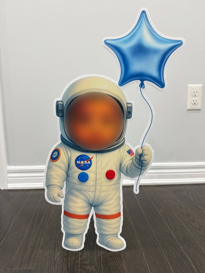 "ASTRONAUT / SPACE EXPLORER" Custom-made Cut-Out