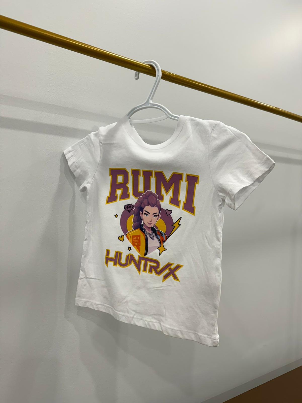 "KPOP DEMON HUNTERS: RUMI CHARACTER" T-shirt