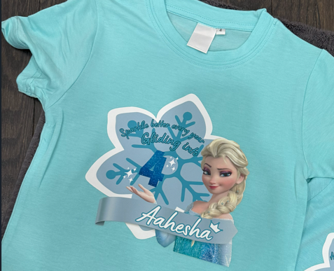 "FROZEN THEMED" T-shirt