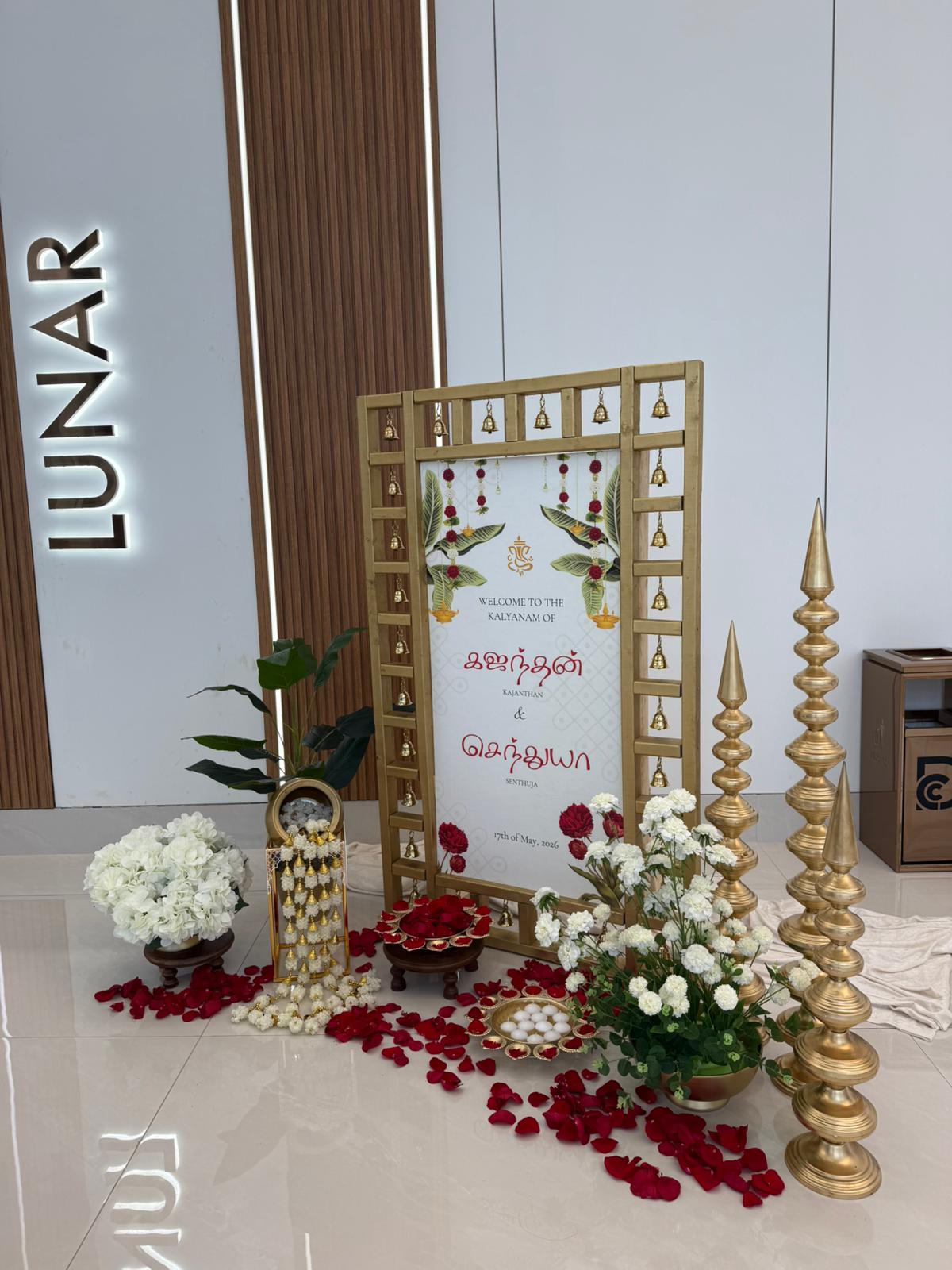 "HERITAGE ELEGANCE" Welcome sign set-up